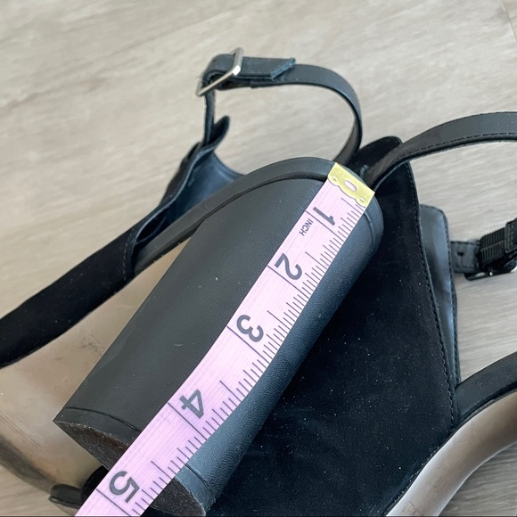 Steve Madden peep toe black suede heeled sandals - Picture 9 of 11